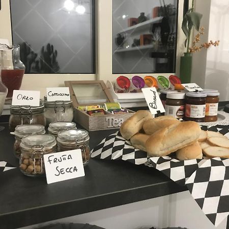مبيت وإفطار نابولي Palummelle المظهر الخارجي الصورة